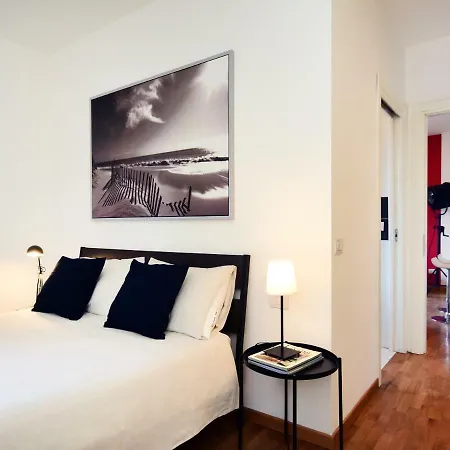 Ud - Navigli With Terrace Διαμέρισμα *
